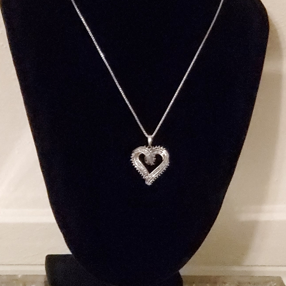 Genuine Diamond Heart Necklace 925 Sterling Silver Italy 18" Chain